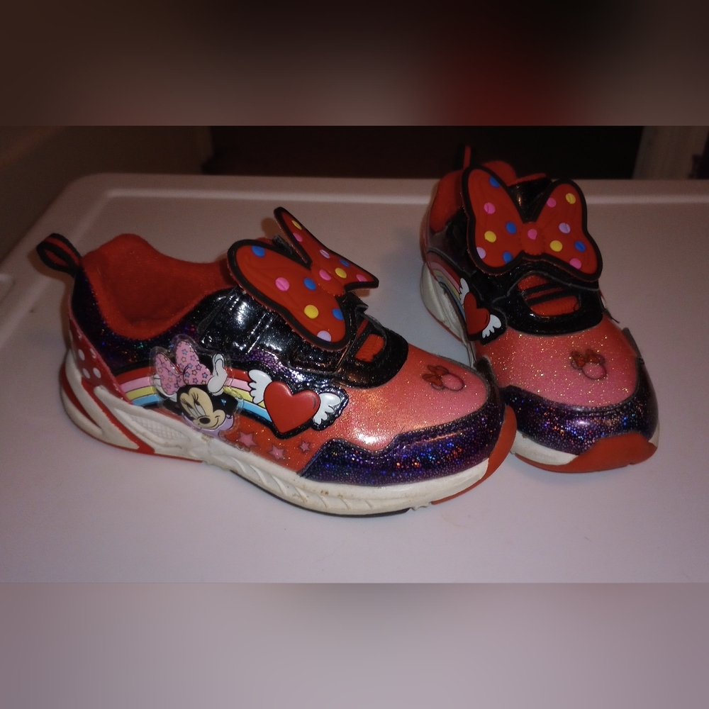 Light up Minnie sneakers